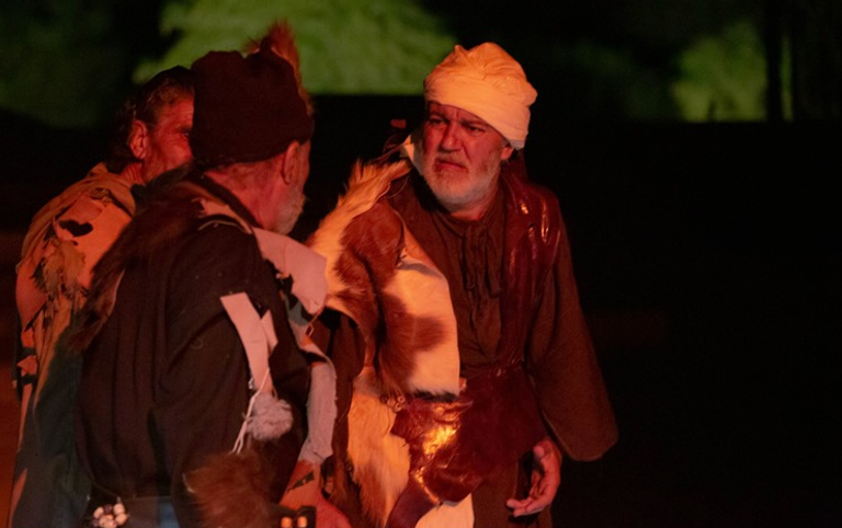 مشهد من مسرحية