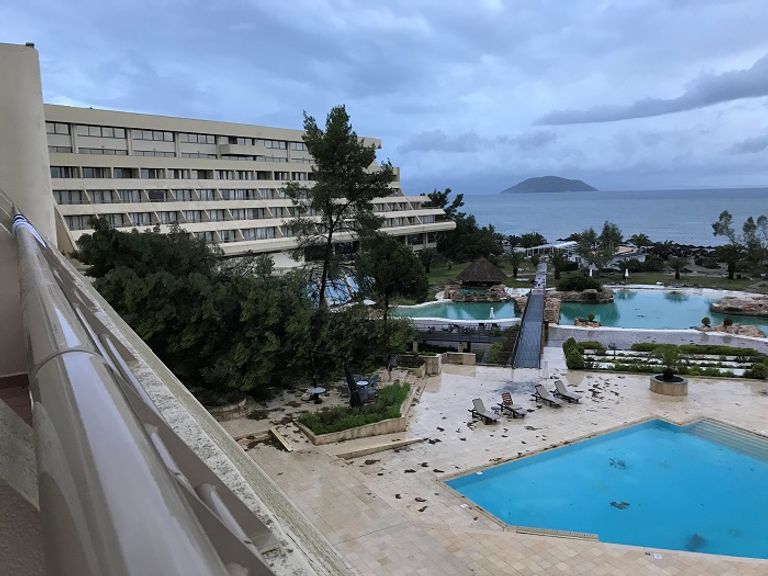 مركز طبي يقول إنه عالج 60 إلى 70 نتيجة رياح قوية ضربت شمال اليونان