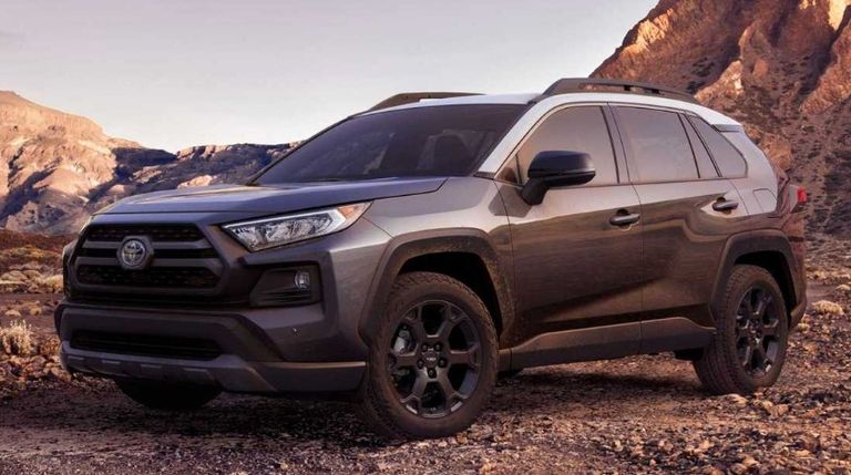 السيارة الأكثر في نسبة الخصم عبر البيع بالإنترنت شيفروليه سيلفادور