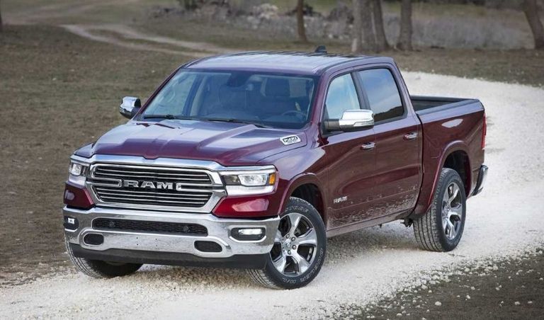 السيارة الأكثر في نسبة الخصم عبر البيع بالإنترنت شيفروليه سيلفادور