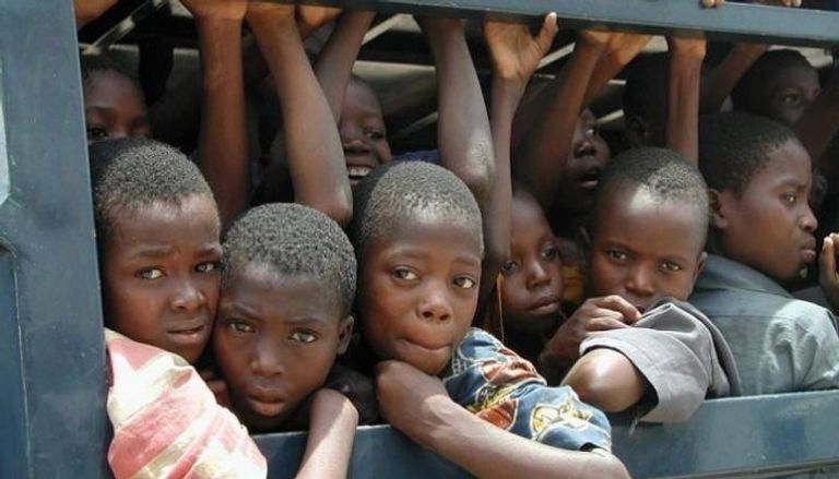 موريتانيا تحبط تهريب 77 طفلا من السنغال