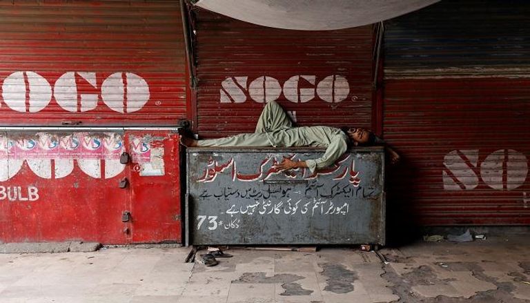 الأسواق ومتاجر الجملة مغلقة في أنحاء باكستان