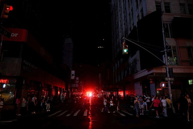 وسط مانهاتن يتضرر من انقطاع الكهرباء