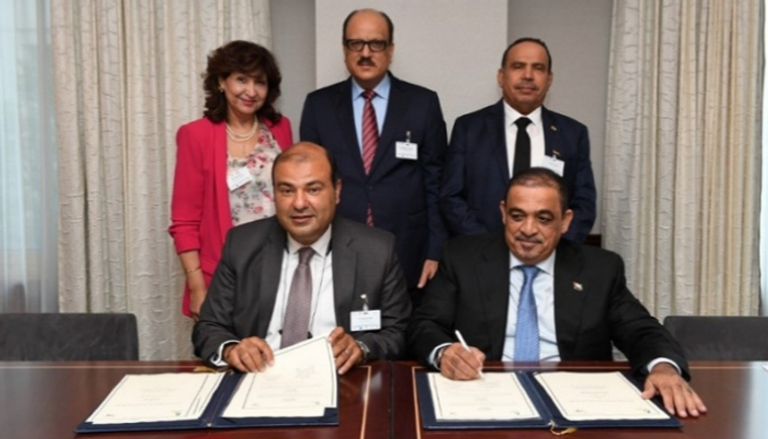 توقيع اتفاقية تعاون بين غرفة رأس الخيمة واتحاد الغرف العربية