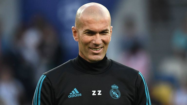 راؤول جونزاليس مدرب الفريق الرديف لريال مدريد