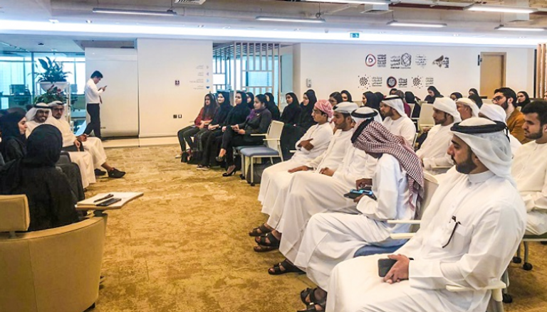 أولى جلسات مبادرة البارادايم التي أطلقها مجلس علماء الشباب الإماراتي
