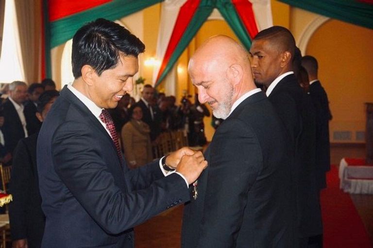 رئيس مدغشقر من التكريم