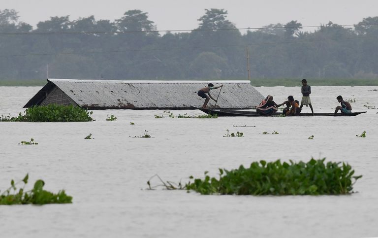 مياه الأمطار تقتل 5 أطفال غرقا في بنجلاديش