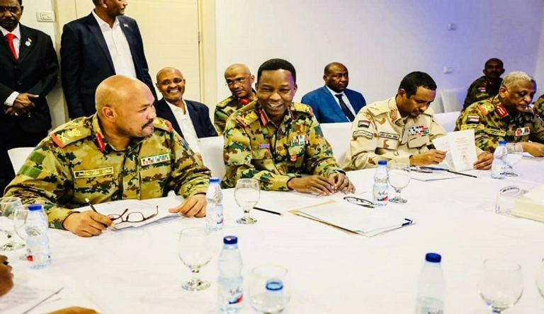 طرفا الاتفاق في السودان خلال مفاوضاتهما