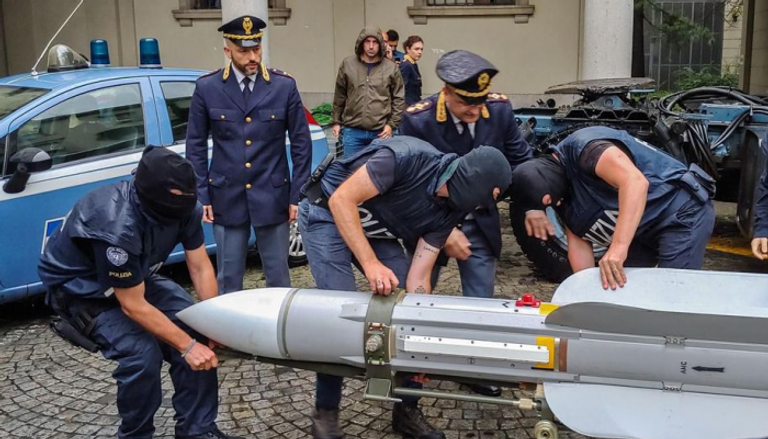 الصاروخ القطري المضبوط من قبل السلطات الإيطالية