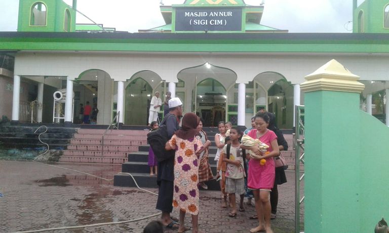 3000 شخص لجأوا إلى المباني الحكومية والمدارس خشية هزات ارتدادية