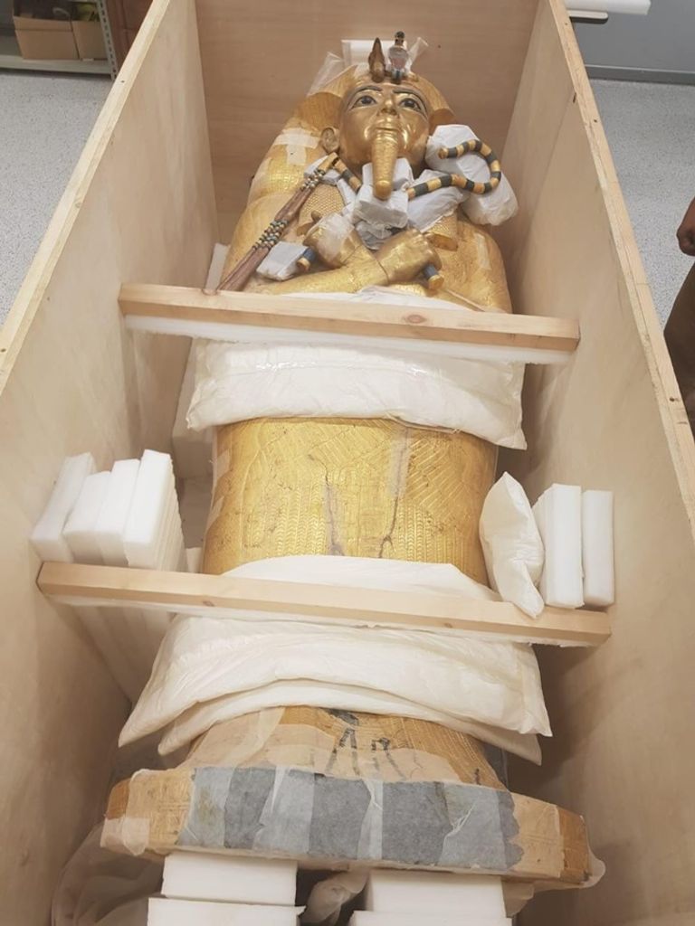 التابوت المذهب للملك توت عنخ آمون - أرشيفية