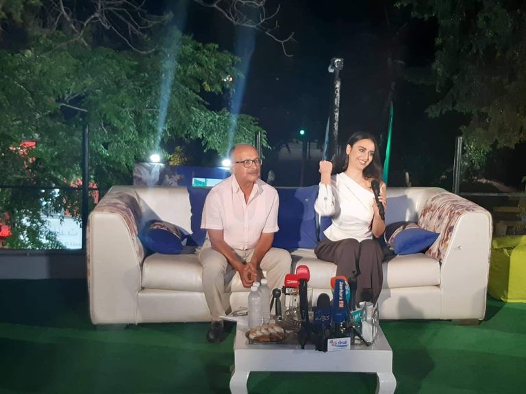 المطربة السورية فايا يونان خلال الندوة