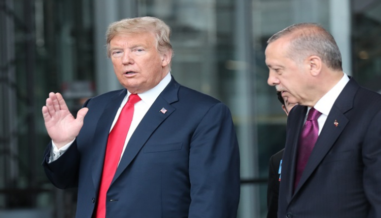 الرئيس الأمريكي دونالد ترامب ونظيره التركي رجب طيب أردوغان 