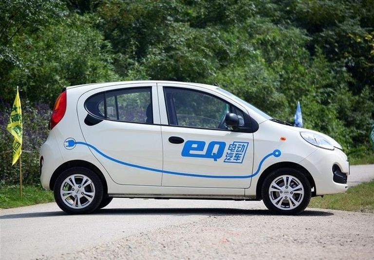 سيارة BAIC EU-Series