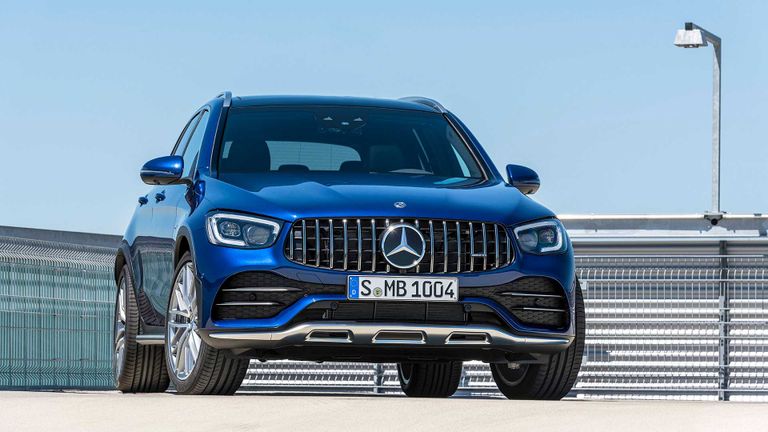  سجل حضورك بصورة سيارة على ذوقك - صفحة 22 143-140343-mercedes-amg-glc-43-debuts-2