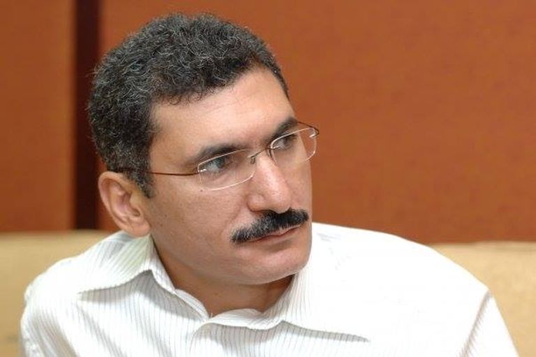 القاص المصري شريف صالح