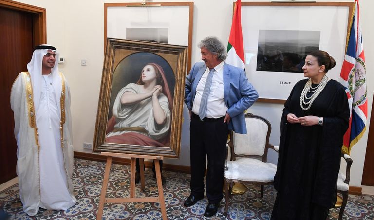 جانب من مراسم تسلم أبوظبي لوحة "وجدان ماري مجدولين"