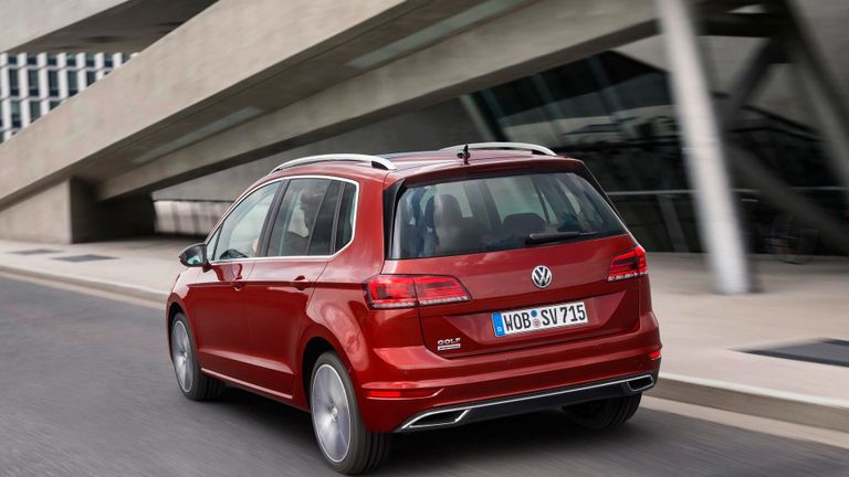 فولكس فاجن Sportsvan