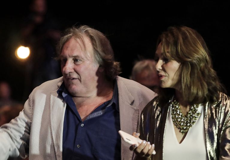 ياسمينا جنبلاط تشدو في مهرجان بيت الدين