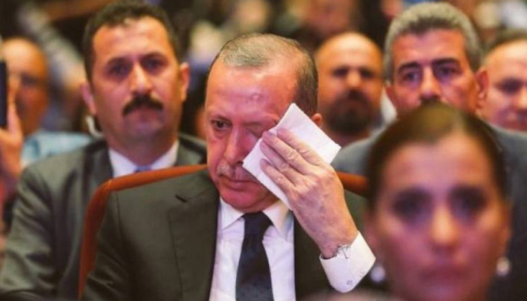 جهود أردوغان في "أخونة" المجتمع باءت بالفشل 