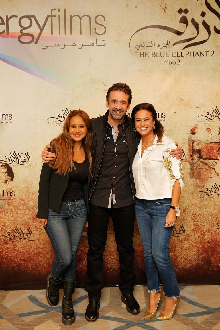نجوم فيلم "الفيل الأزرق 2"