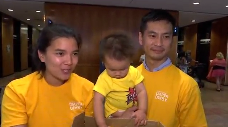 جانب من سباق الحفاضات السنوي في نيويورك