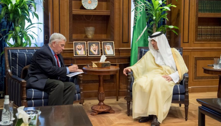 الجبير خلال استقبال السفير الأمريكي لدى السعودية