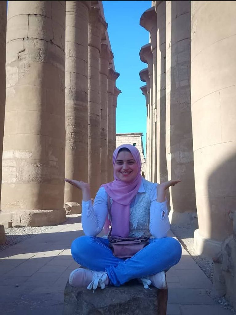 الطالبة المصرية دعاء الحداد 