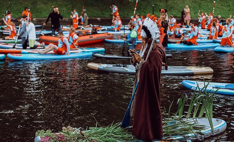 المئات شاركوا في مهرجان فونتانكا بروسيا