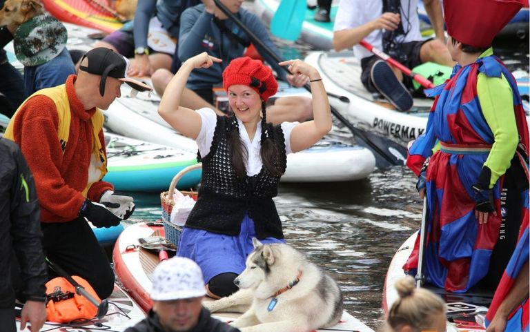 المئات شاركوا في مهرجان فونتانكا بروسيا