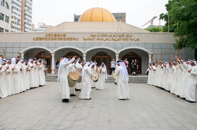 مركز الشيخ زايد للغة العربية في الصين يجذب العديد من الطلاب