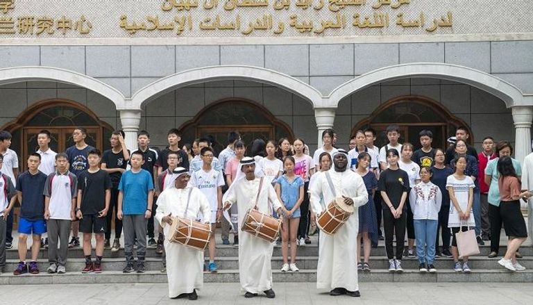 مركز الشيخ زايد للغة العربية في الصين يجذب العديد من الطلاب