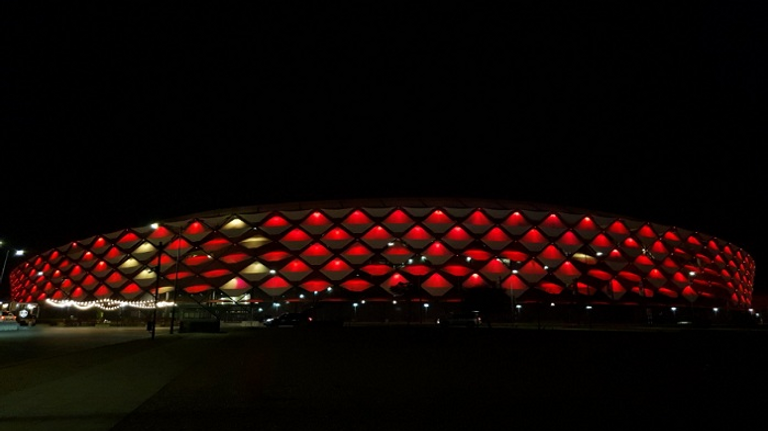 استاد هزاع بن زايد