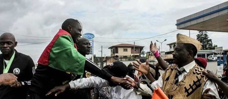 أليوم نيانت ومساعداه