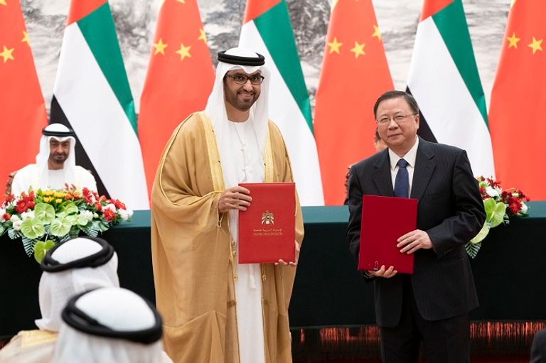 الشيخ محمد بن زايد آل نهيان خلال جلسة المباحثات الرسمية بين البلدين