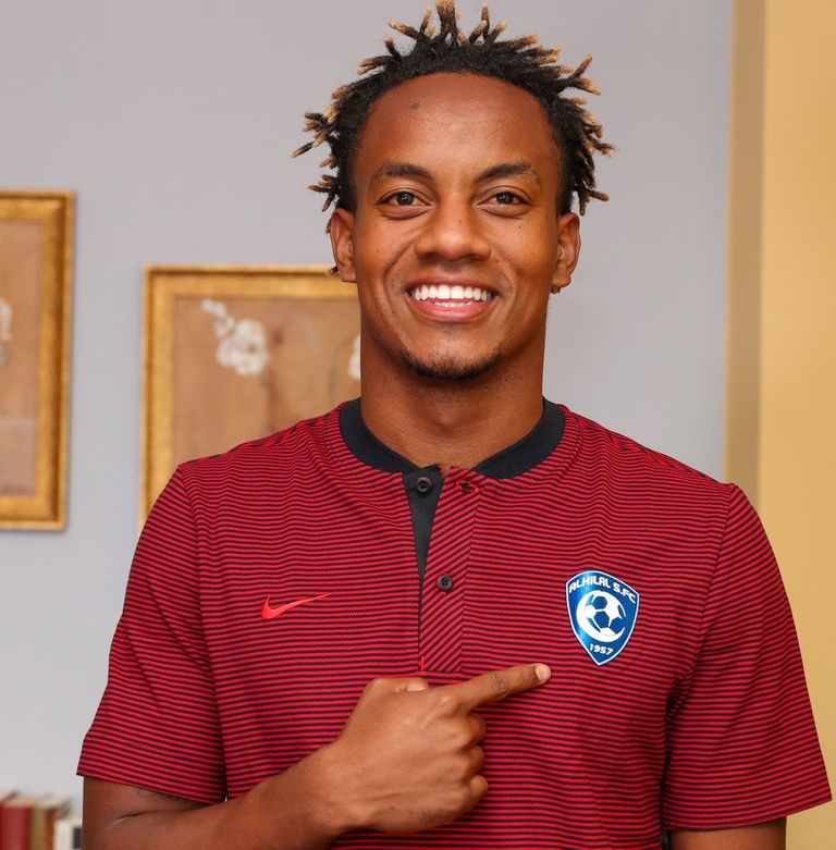 كاريلو وفهد بن نافل رئيس الهلال السعودي