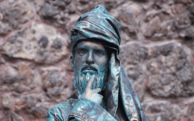 التماثيل الحية ملأت الشوارع في بلجيكا