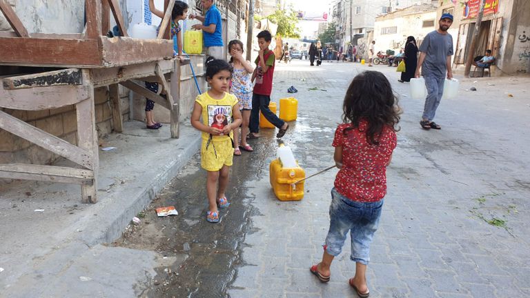تفاقم أزمة المياه بغزة أزمة المياه تعقّد واقع سكان القطاع