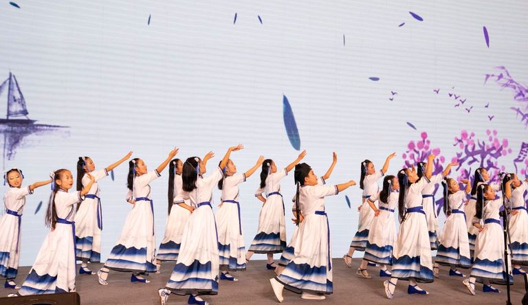 الشيخ محمد بن زايد آل نهيان خلال حفل الاستقبال