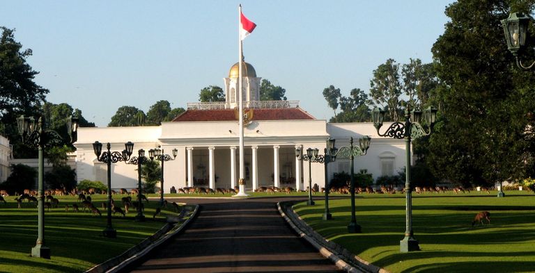 قصر بوجور في إندونيسيا