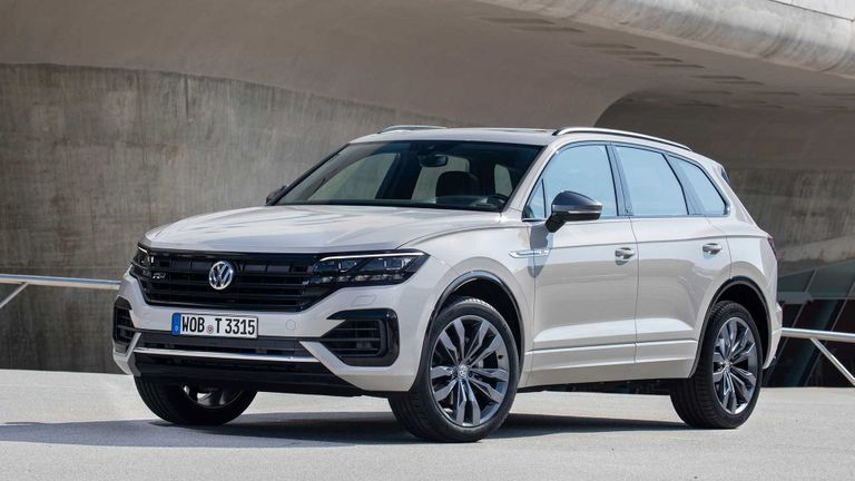  سجل حضورك بصورة سيارة على ذوقك - صفحة 19 143-195149-vw-touareg-one-million-edition-2