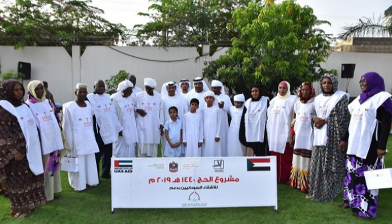 عدد من حضور حفل سفارة الإمارات للحجيج السودانيين
