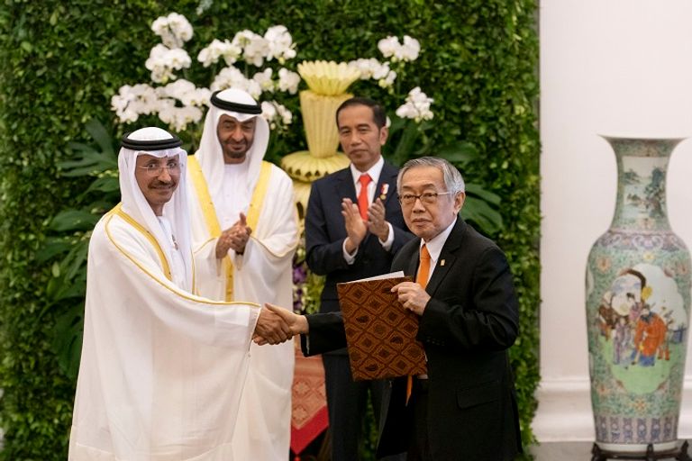 الشيخ محمد بن زايد آل نهيان والرئيس الإندونيسي