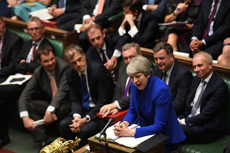 رئيسة الوزراء البريطانية السابقة تيريزا ماي