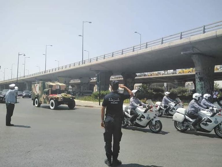 مراسم نقل  جثمان السبسي من المستشفى العسكري لقصر قرطاج