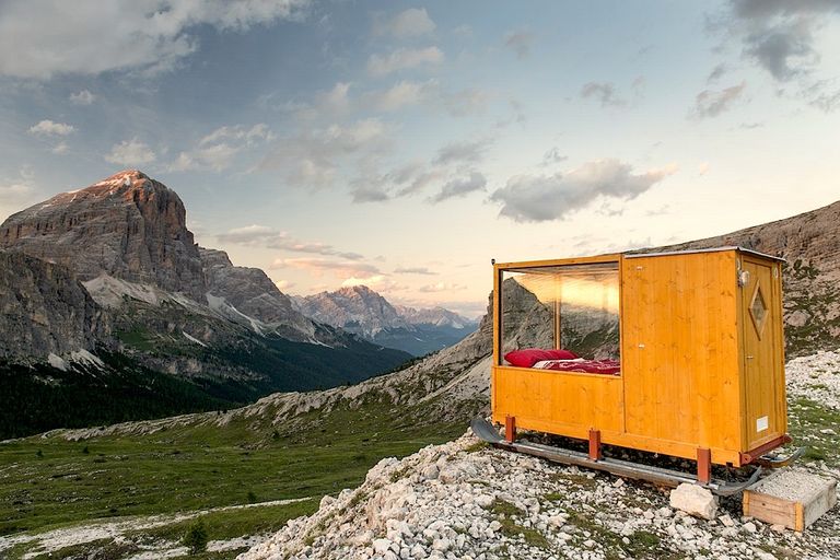 قرية كورتينا الإيطالية 