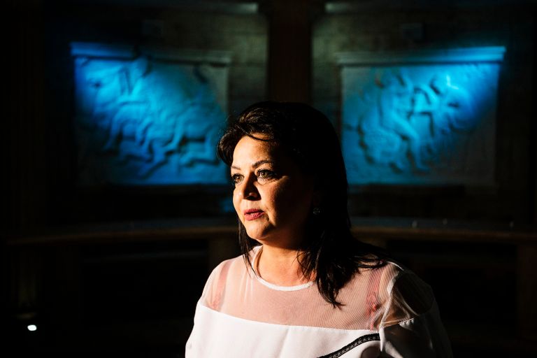  المغنية البلغارية سميليانا زاهارييف