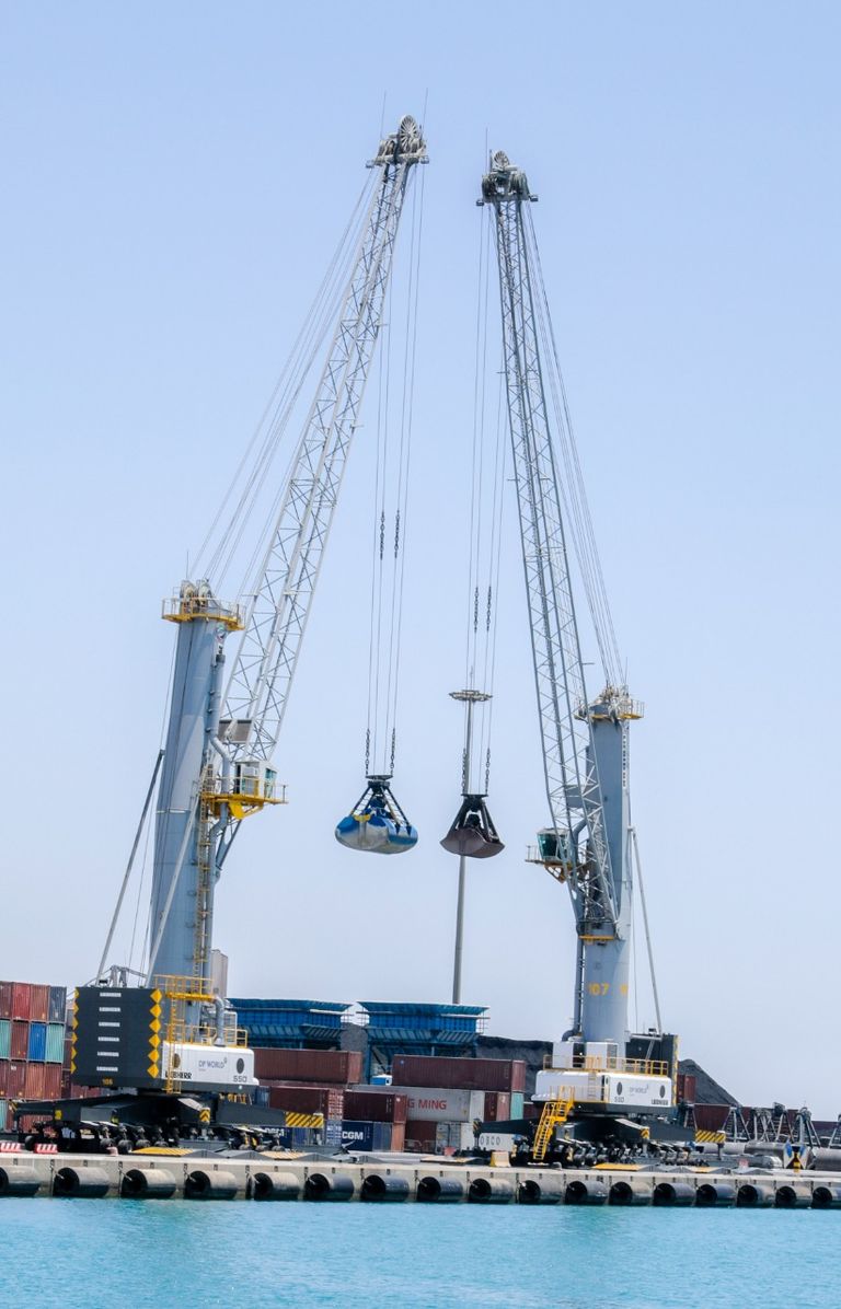 موانئ دبي العالمية - السخنة تعزز استثماراتها