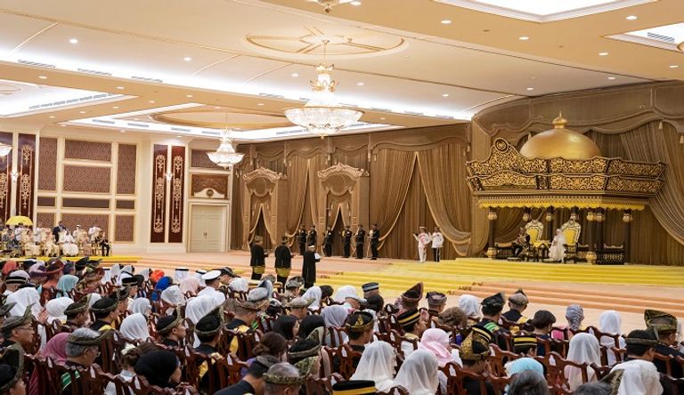 تنصيب ملك ماليزيا الجديد